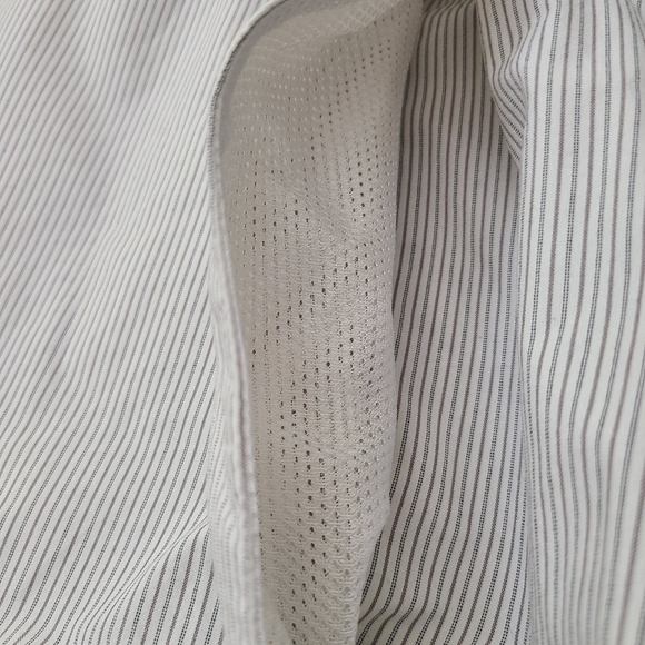 THE North Face pinstripes button-down long-sleeve relaxed fit shirt, M (PTP 20") - Picture 10 of 15